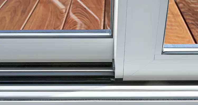 Patio Doors Leaking Water Issue Repair Services in Haines City, FL