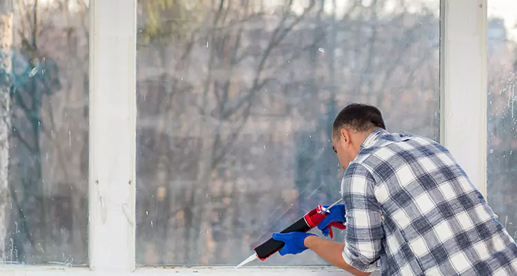 Repair Sliding Closet Doors Not Moving in Haines City, FL